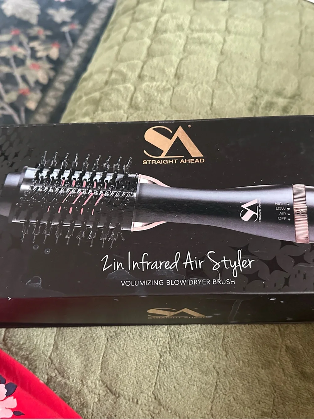 2-in-1 Infrared Air Styler Brush - Black